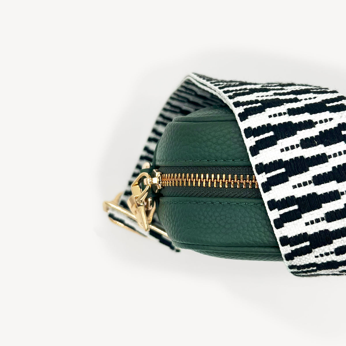 Black & White Zigzag Strap