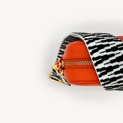 Black & White Zigzag Strap