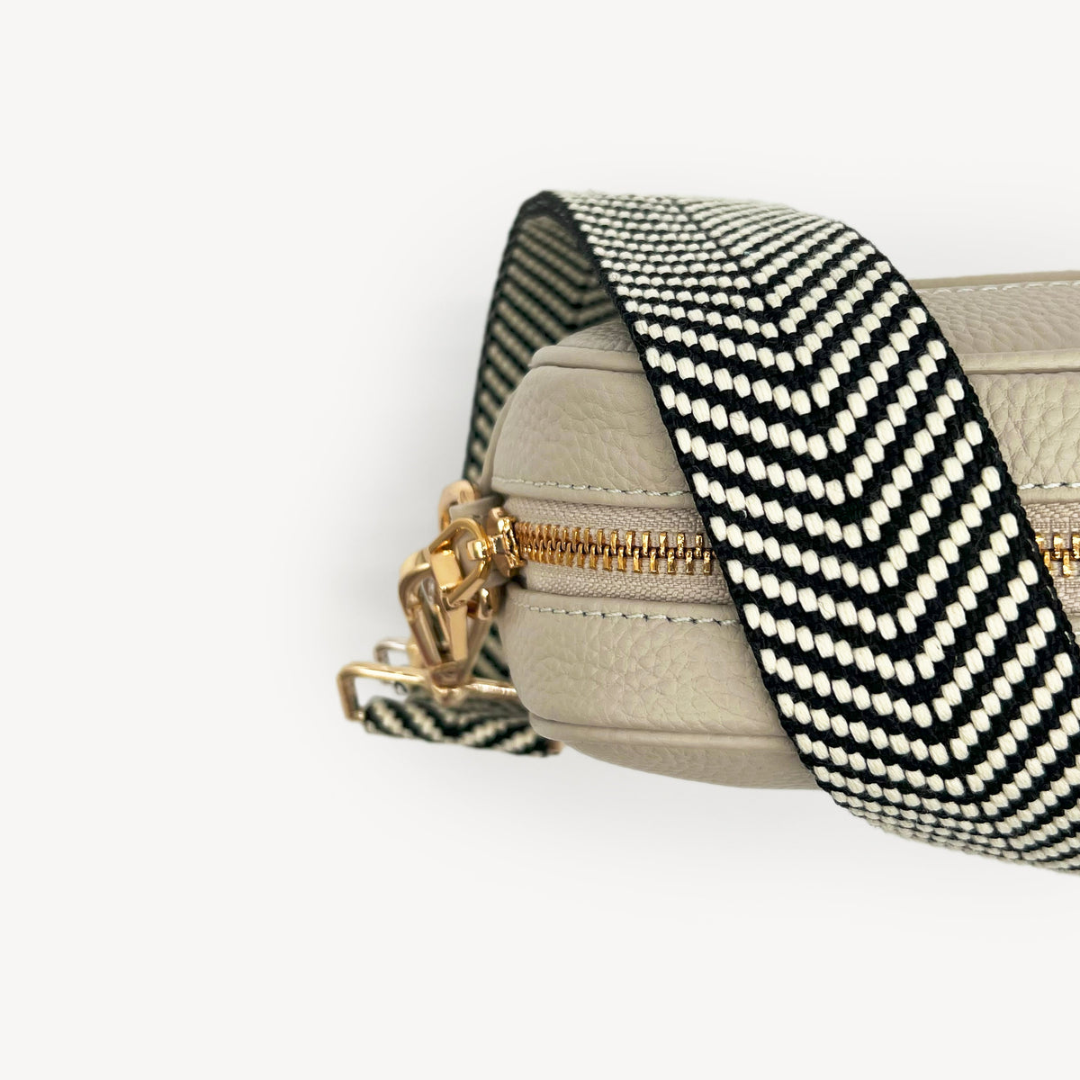 Black & White Chevron Strap